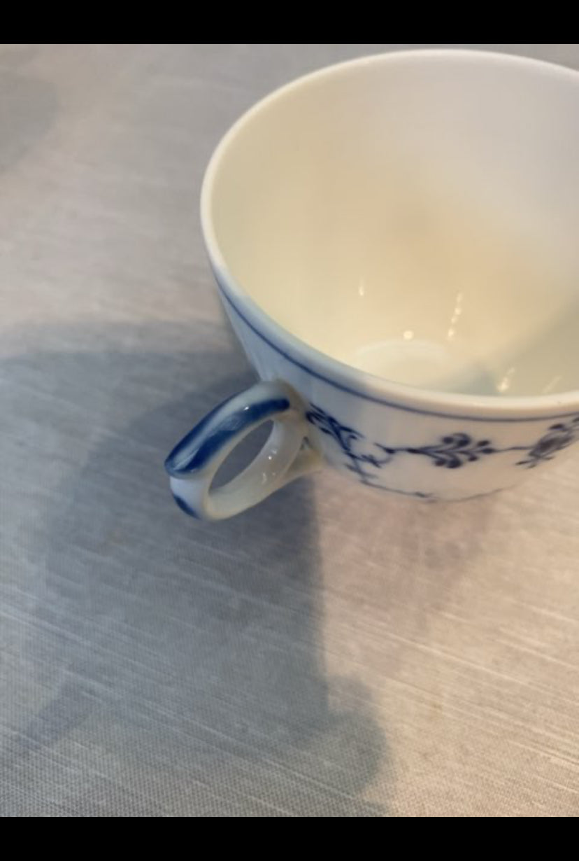 Royal Copenhagen 2162